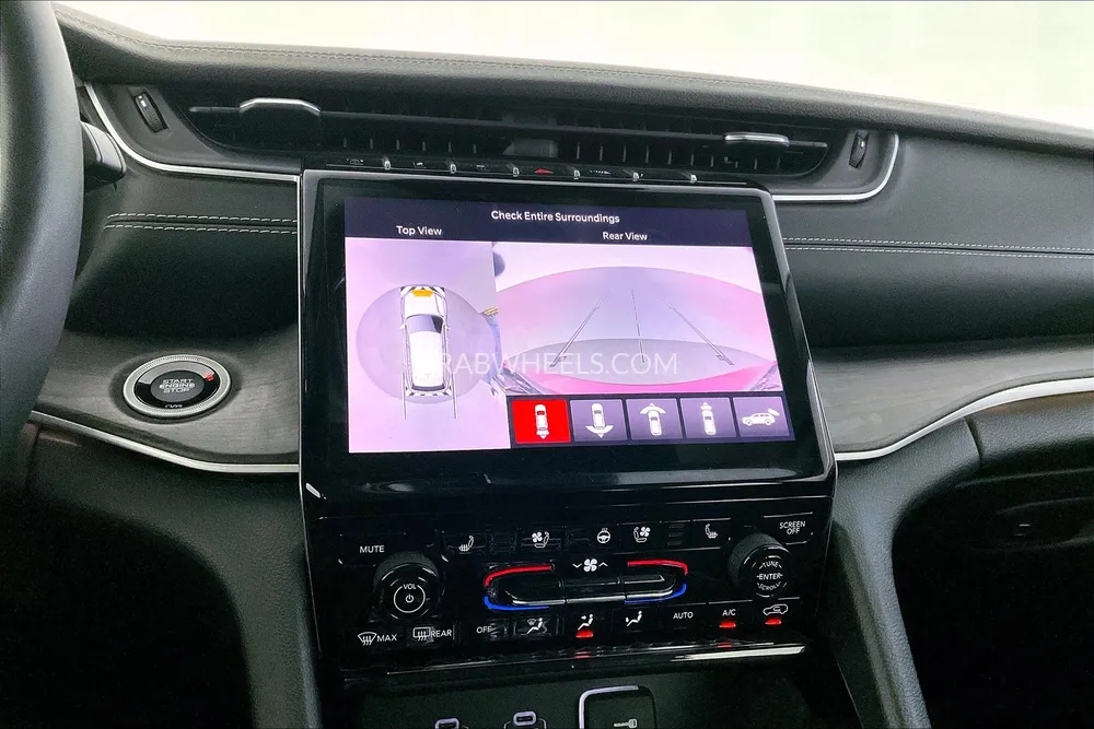 Jeep Cherokee 2022 for Sale in Sharjah Image-17