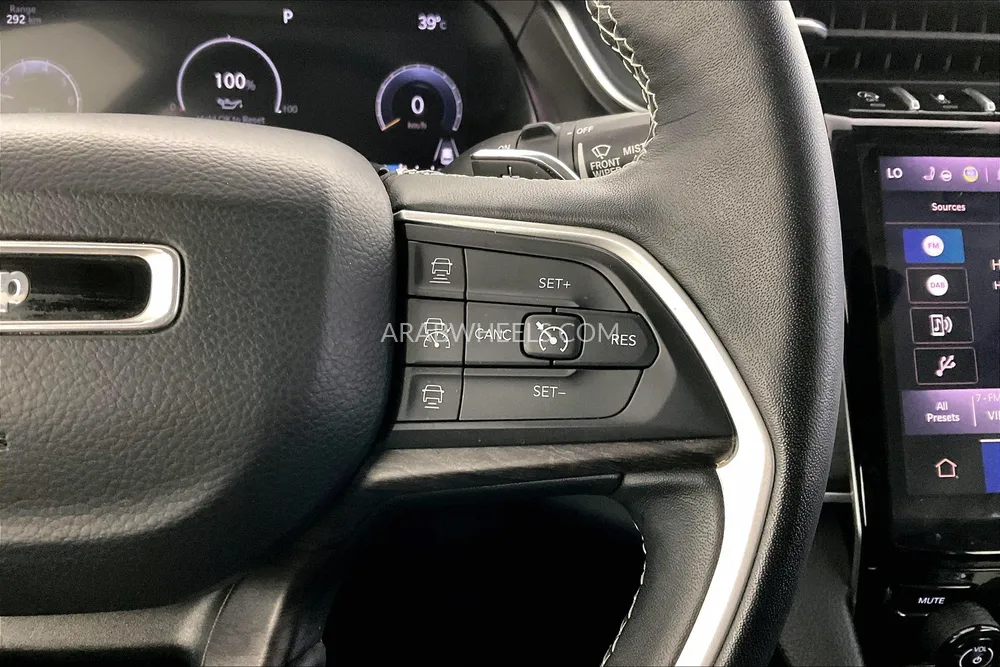 Jeep Cherokee 2022 for Sale in Sharjah Image-21