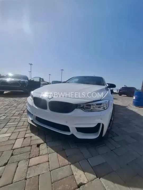 بي إم دبليو الفئة الرابعة 2018 for Sale in عجمان Image-3