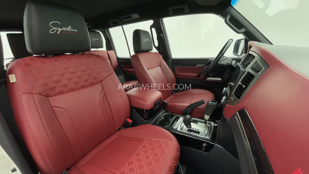Mitsubishi Pajero 2020 for Sale in Dubai Image-24