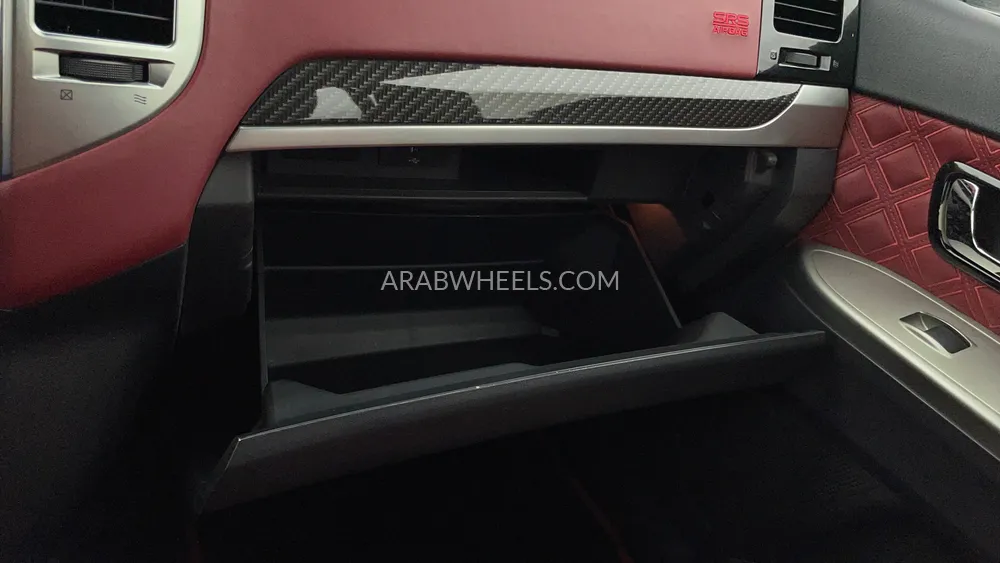 Mitsubishi Pajero 2020 for Sale in Dubai Image-30