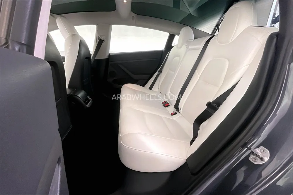 تسلا موديل 3 2021 for Sale in الشارقة Image-13