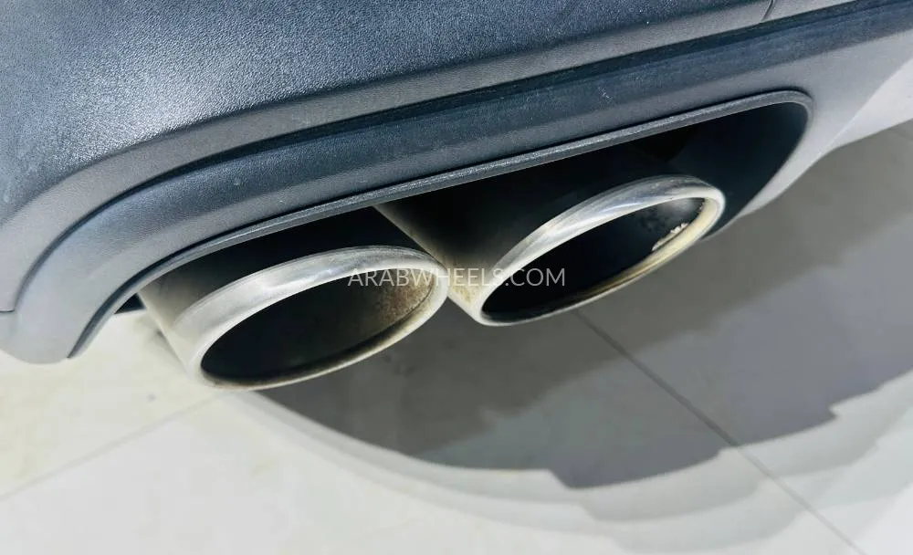 بورشه كايمان 2019 for Sale in دبي Image-11