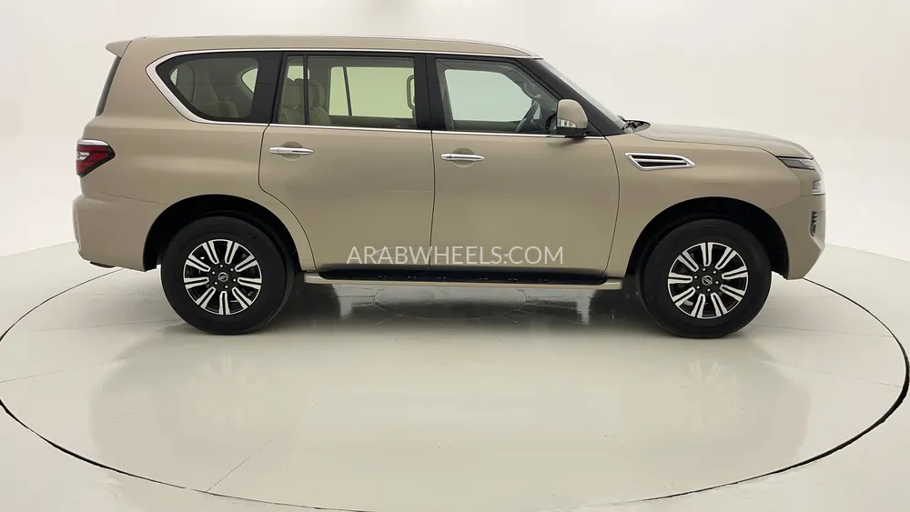 Nissan Patrol 2021 for Sale in Dubai Image-2