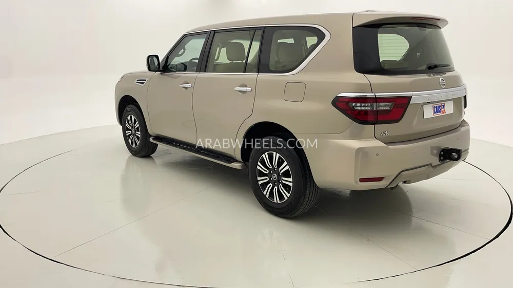 Nissan Patrol 2021 for Sale in Dubai Image-5