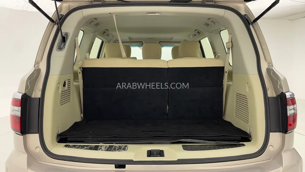 Nissan Patrol 2021 for Sale in Dubai Image-28