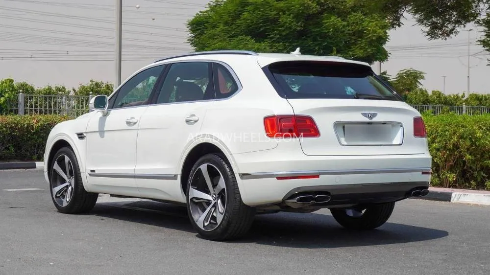 Bentley Bentayga 2018 for Sale in Dubai Image-16