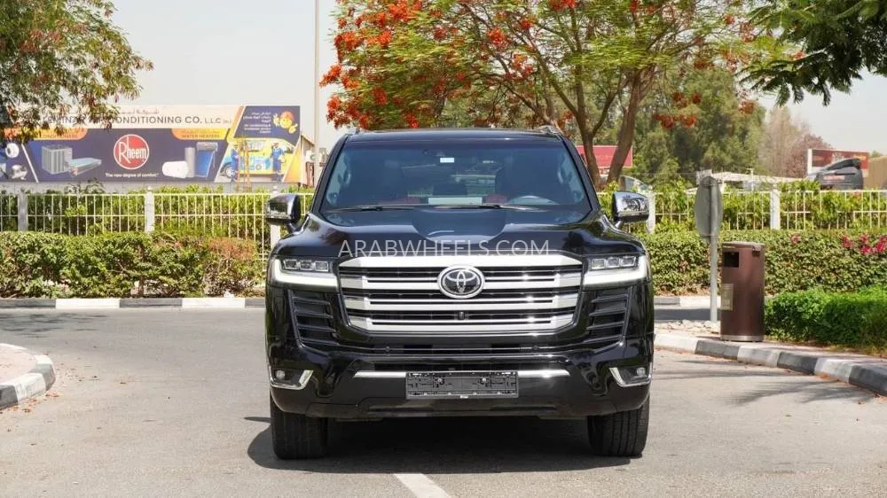 Toyota Land Cruiser 2023 for Sale in Dubai Image-2