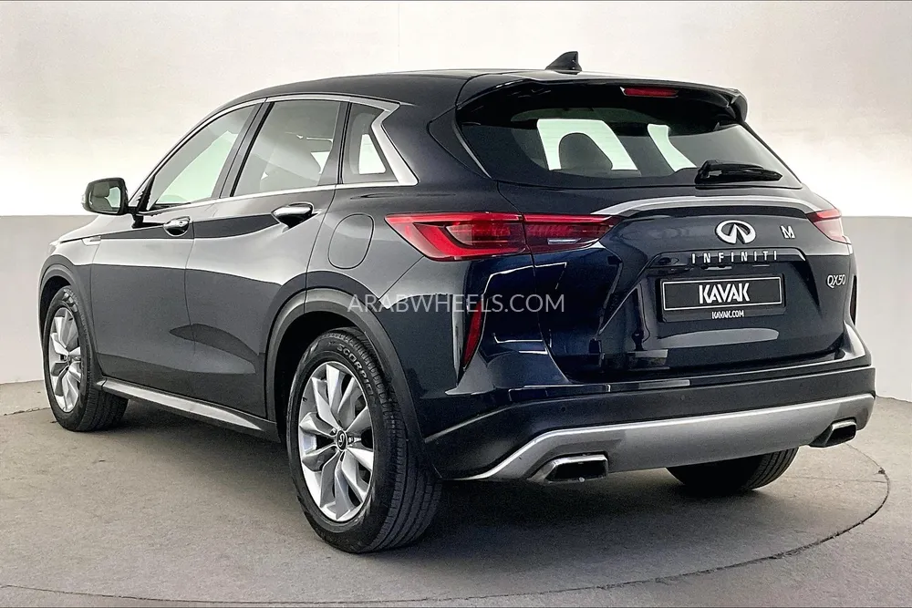 Infiniti QX50 2021 for Sale in Dubai Image-4