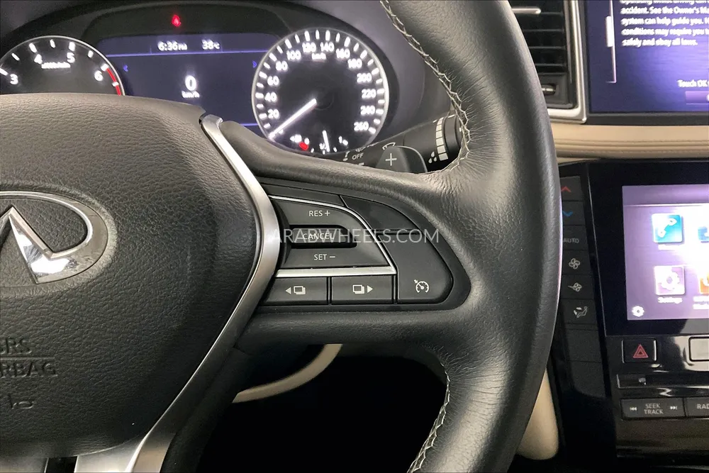 Infiniti QX50 2021 for Sale in Dubai Image-23