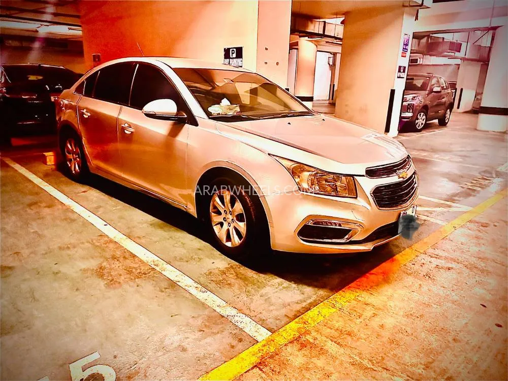 Chevrolet Cruze 2016 for Sale in Dubai Image-2