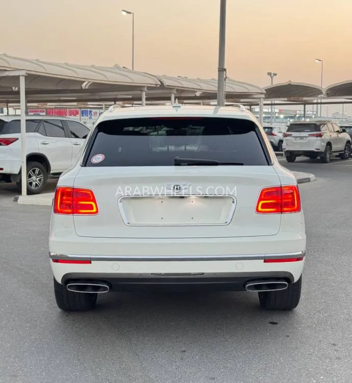 Bentley Bentayga 2018 for Sale in Dubai Image-20