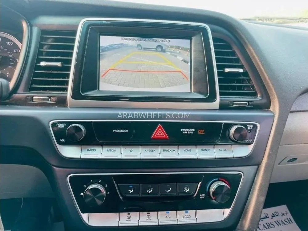 Hyundai Sonata 2018 for Sale in Sharjah Image-5