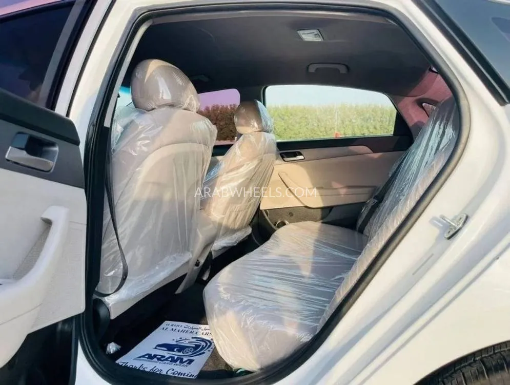 Hyundai Sonata 2018 for Sale in Sharjah Image-6