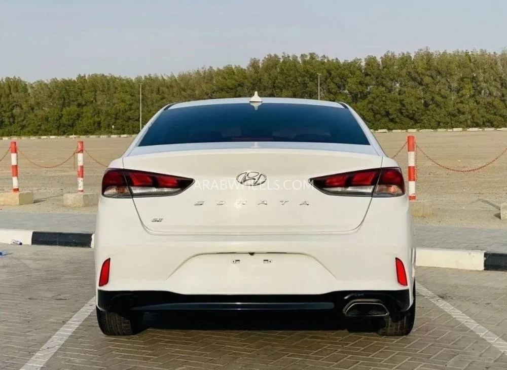 Hyundai Sonata 2018 for Sale in Sharjah Image-7