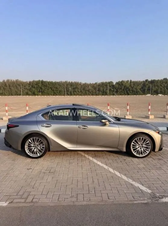 Lexus IS 2023 for Sale in Sharjah Image-4