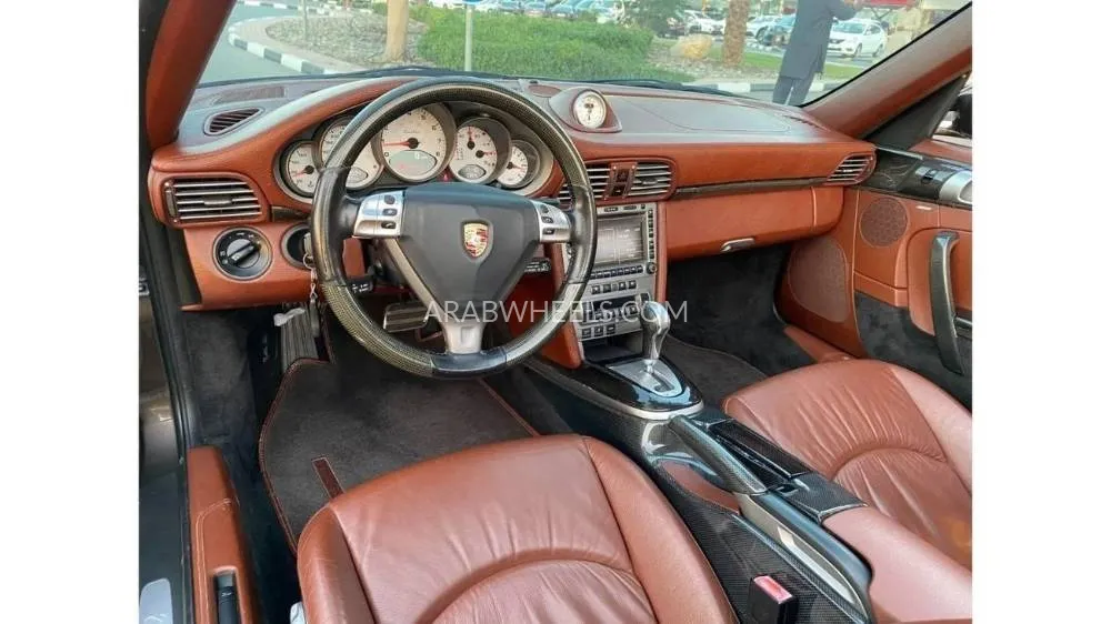 بورشه 911 2008 for Sale in دبي Image-8