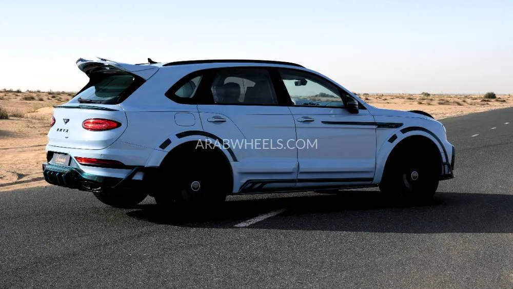 بينتلي بينتايجا 2023 for Sale in دبي Image-6