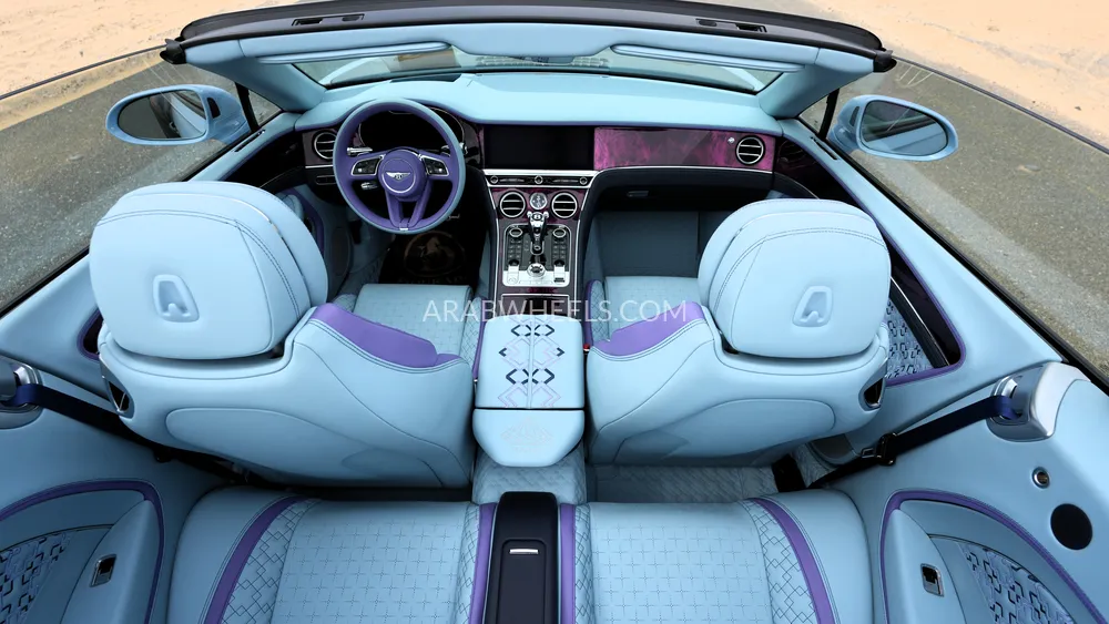 Bentley Continental GTC 2023 for Sale in Dubai Image-10