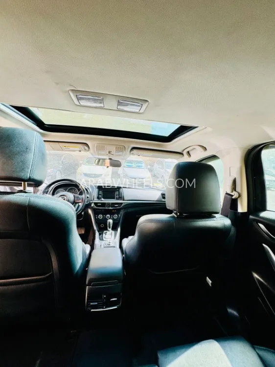 Mazda 2 2015 for Sale in Ajman Image-7