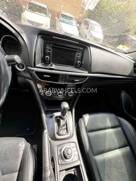 Mazda 2 2015 for Sale in Ajman Image-6