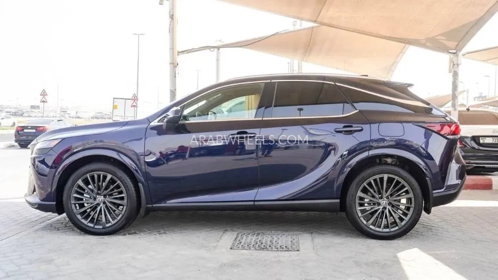 Lexus RX 2024 for Sale in Sharjah Image-4
