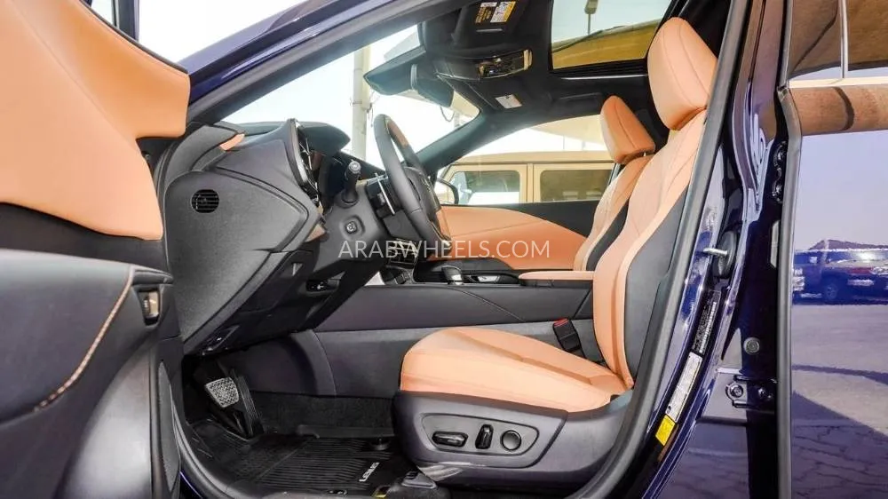 Lexus RX 2024 for Sale in Sharjah Image-6