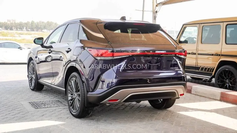 Lexus RX 2024 for Sale in Sharjah Image-18