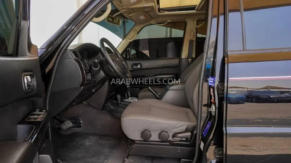 Nissan Patrol 2019 for Sale in Sharjah Image-6