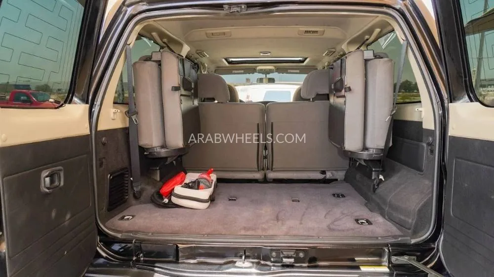 Nissan Patrol 2019 for Sale in Sharjah Image-17