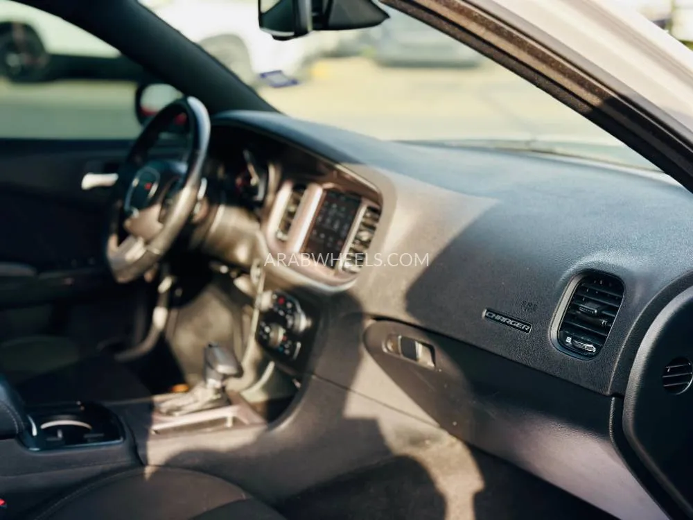 Dodge Charger 2022 for Sale in Sharjah Image-9