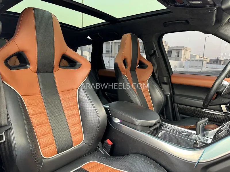 Land Rover Range Rover Sport 2016 for Sale in Dubai Image-11
