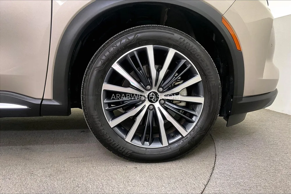 Infiniti QX60 2024 for Sale in Dubai Image-10