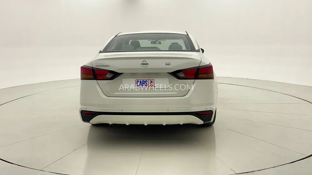 Nissan Altima 2020 for Sale in Dubai Image-4