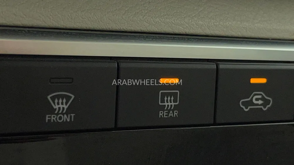 Nissan Altima 2020 for Sale in Dubai Image-37