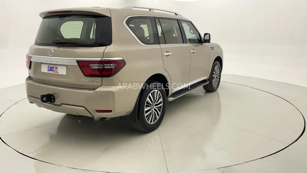 Nissan Patrol 2021 for Sale in Dubai Image-3