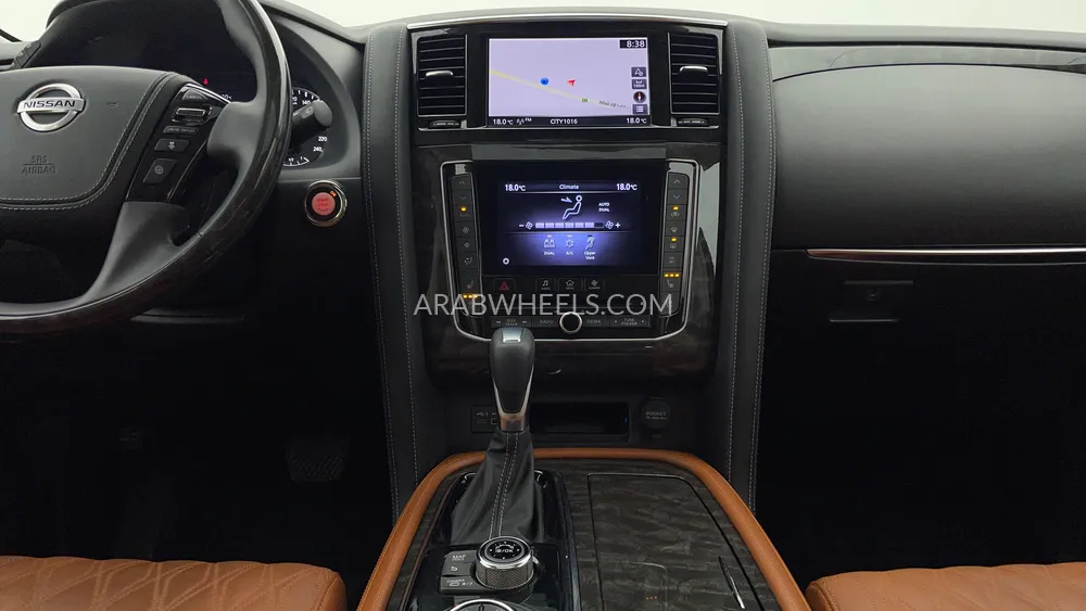Nissan Patrol 2021 for Sale in Dubai Image-14