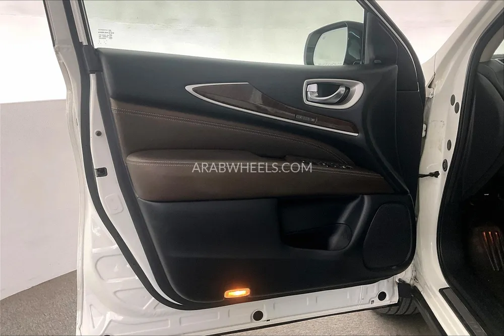 Infiniti QX60 2020 for Sale in Sharjah Image-25