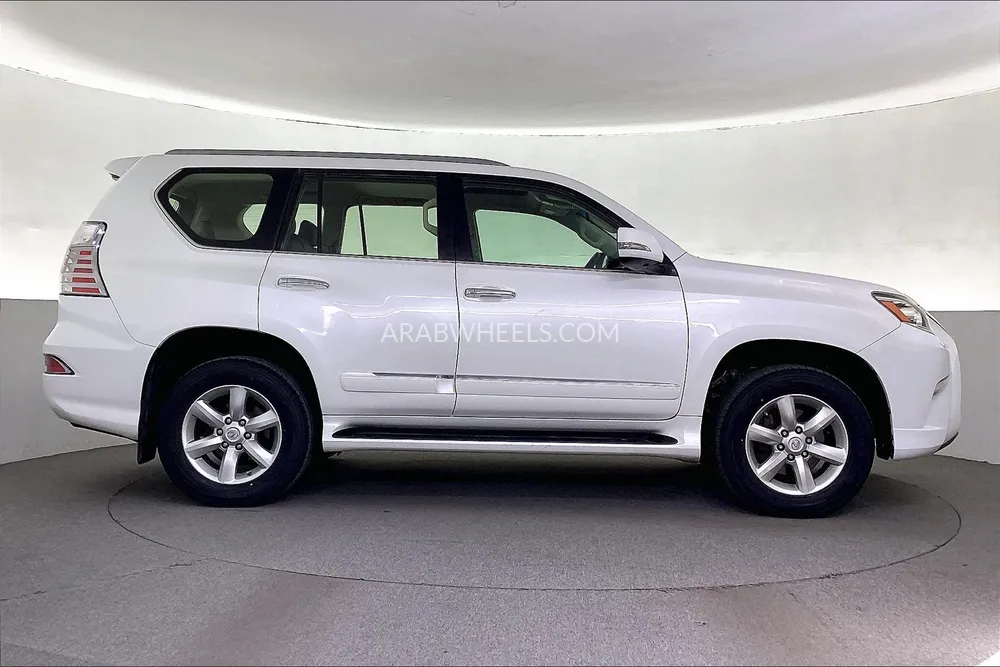 Lexus GX 2017 for Sale in Sharjah Image-7