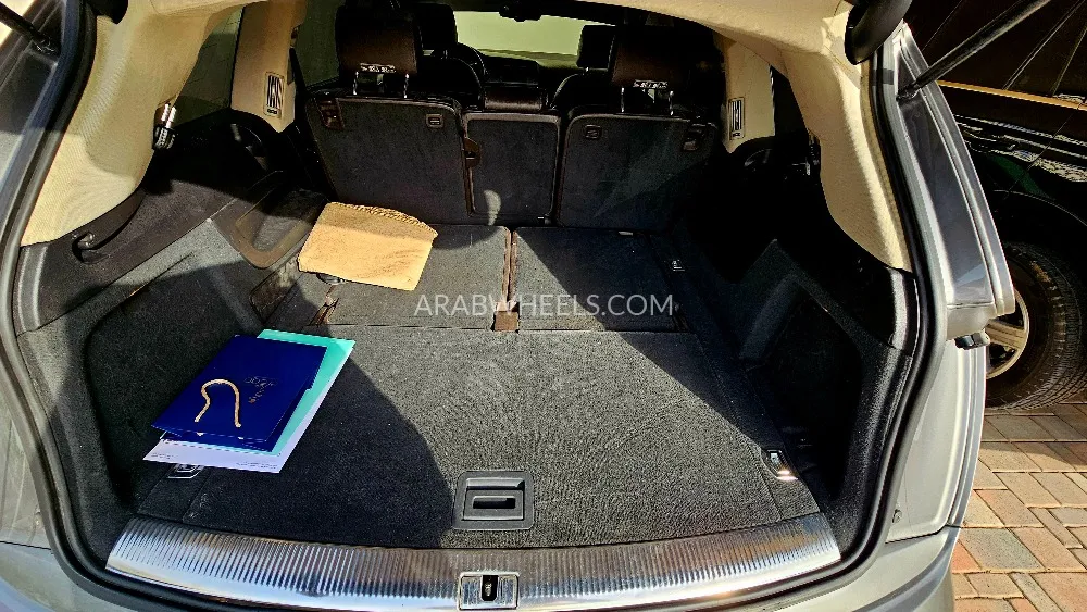 أودي Q7 2012 for Sale in أبو ظبي Image-12