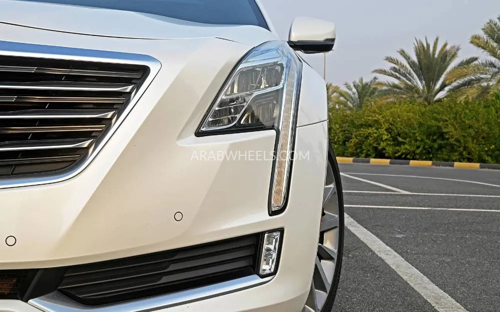 Cadillac CT6 2017 for Sale in Sharjah Image-3