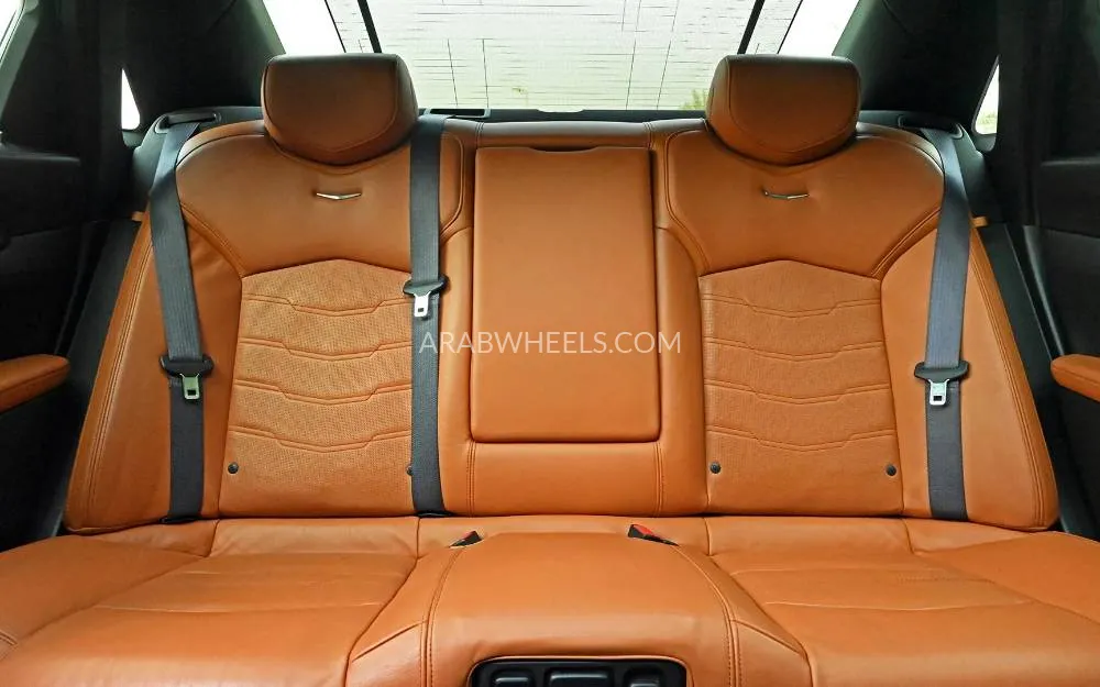 Cadillac CT6 2017 for Sale in Sharjah Image-16