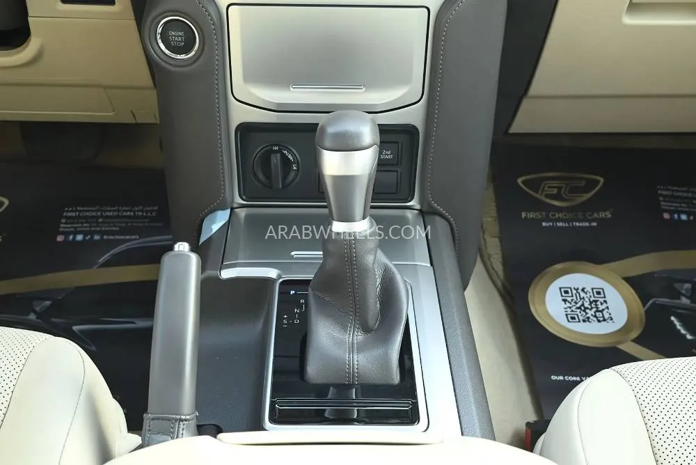 تويوتا لاند كروزر برادو 2022 for Sale in الشارقة Image-11