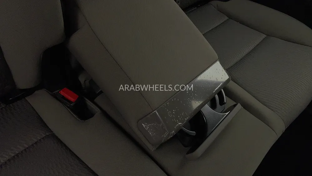 Hyundai Santa Fe 2018 for Sale in Dubai Image-33