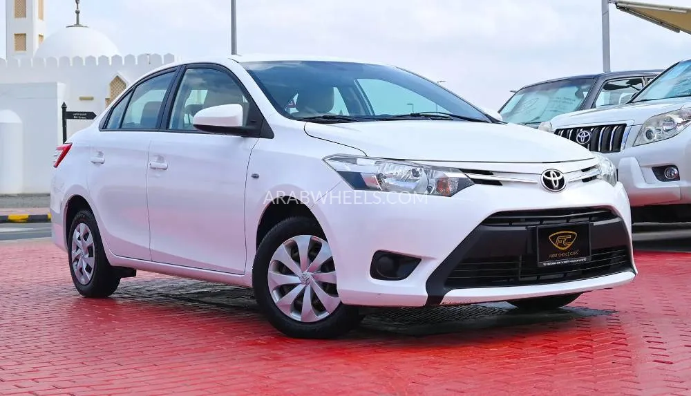 تويوتا يارس 2017 for Sale in الشارقة Image-1