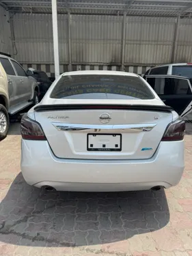 Nissan Altima 2.5 S 2014