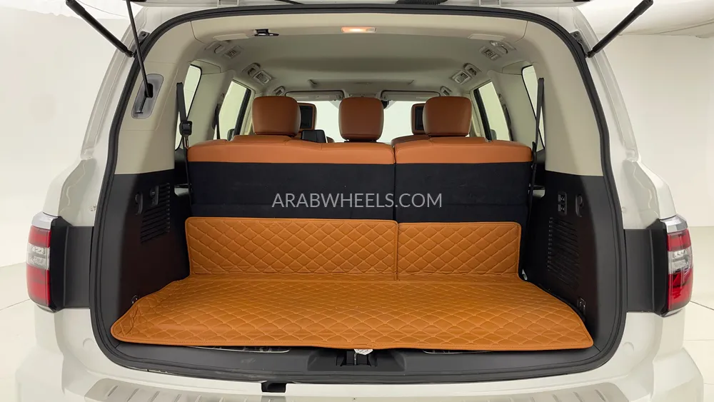 Nissan Patrol 2021 for Sale in Dubai Image-28