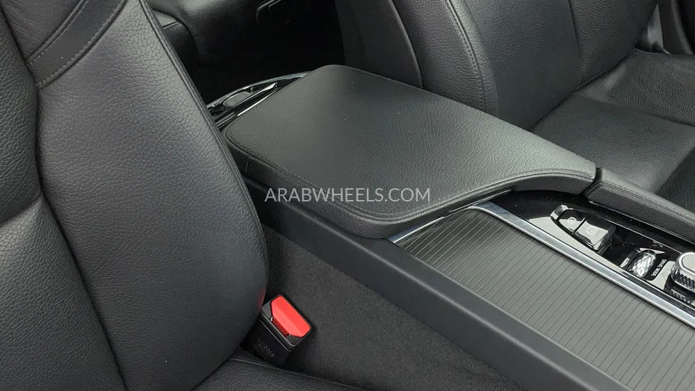 فولفو إس 90 2017 for Sale in دبي Image-40