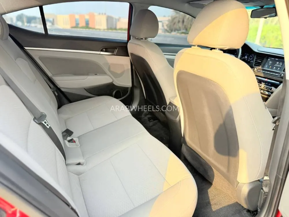 Hyundai Elantra 2020 for Sale in Dubai Image-13