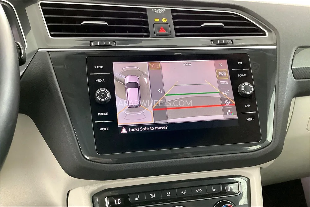 Volkswagen Tiguan 2020 for Sale in Sharjah Image-16